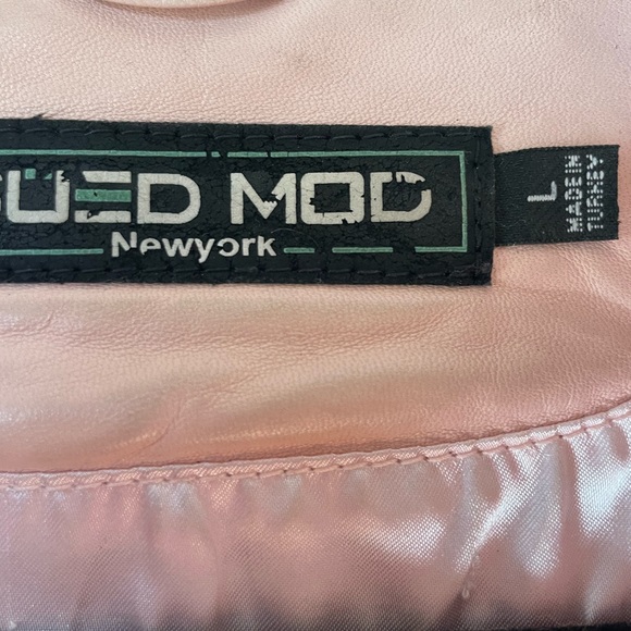 Pink leather jacket - Picture 3 of 9